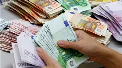 أسعار العملات الأجنبية والعربية في مصر اليوم الاثنين 2 أكتوبر 2017