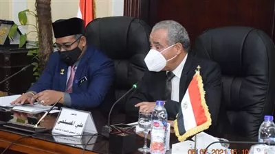 مذكرة تفاهم بين مصر وماليزيا لتبادل الخبرات في مجال إنتاج الزيوت