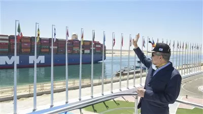 5.84 مليار دولار إيرادات قناة السويس خلال 2020-2021