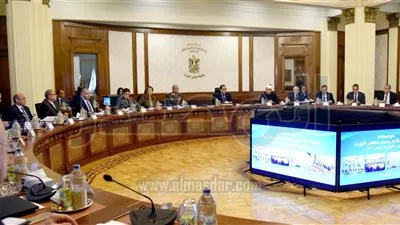 رئيس الوزراء يكلف بمُراجعة اللائحة التنفيذية لقانون الخدمة المدنية