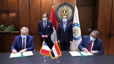 توقيع عقد الأعمال الهندسية لرخص تصنيع مجمع البحر الأحمر للبتروكيماويات