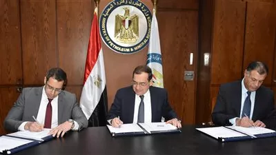 «البترول» توقع اتفاقية بحث مع شركة ألمانية باستثمارات 20 مليون دولار