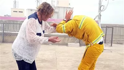 شاهد: مها أبو عوف تصفع رامز جلال وتسبه بألفاظ خارجة