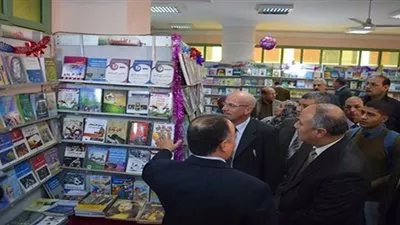 افتتاح المعرض الدولى للكتاب بجامعة سوهاج