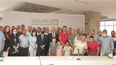 البنك الأهلي يسلم 150 دراجة للفائزين في الحملة الترويجية لبطاقات «ميزة»