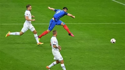 فرنسا تنهي حكاية أيسلندا في يورو 2016 