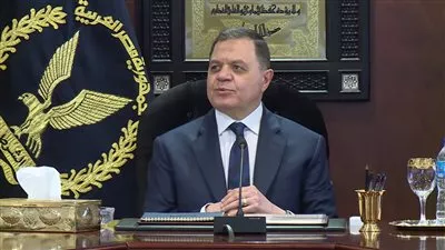 بالأسماء.. وزير الداخلية يعتمد حركة تنقلات الشرطة لعام 2021