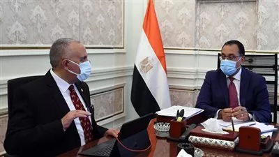 مدبولي يستعرض الجهود المبذولة إستعدادًا لمواجهة الأمطار والسيول