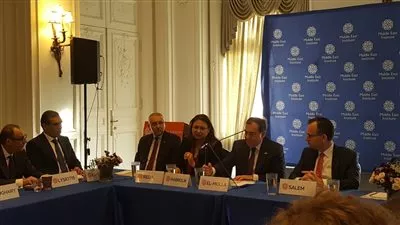 «الملا» يستعرض أمام معهد الشرق الأوسط الأمريكى خطط تحول مصر إلى مركزًا لتداول الطاقة