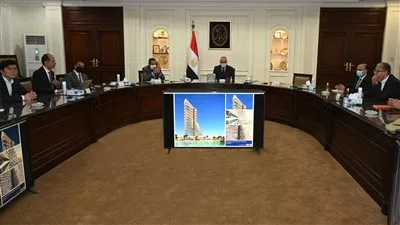 وزير الإسكان يتابع موقف تنفيذ أبراج «الداون تاون» بمدينة العلمين الجديدة