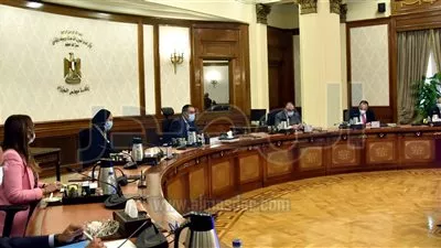 رئيس الوزراء يبحث توطين صناعة مستلزمات الانتاج