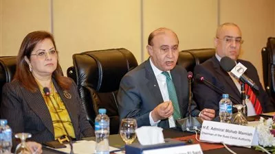 وزير الإسكان: افتتاح محور 30 يونيو الشهر المقبل