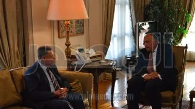 وزير الخارجية يستقبل رئيس وزراء لبنان الأسبق فؤاد السنيورة