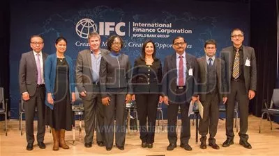 مصر تعرض تجربتها في مجال التمويل المستدام بواشنطن
