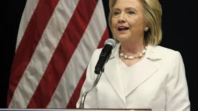 هيلاري كلينتون: 