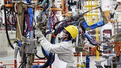 الإنتاج الصناعي الصيني يرتفع إلى 6.2% خلال نوفمبر
