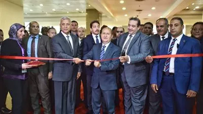 وزير التجارة يفتتح الدورة 52 لمعرض القاهرة الدولي