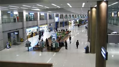 وصول أول رحلة طيران شارتر من أوزبكستان إلى شرم الشيخ