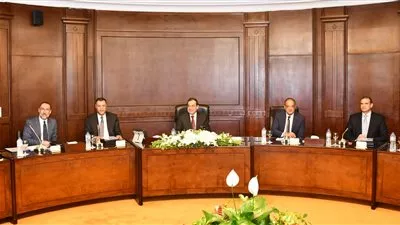 الملا: التوسع في خدمات البترول الجوية 