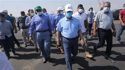 وزير النقل يتابع معدلات تنفيذ مشروع التطوير الشامل  للطريق الدائري