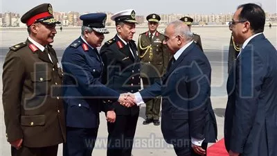 رئيس الوزراء يستقبل نظيره العراقي.. وجلسة مباحثات لدفع التعاون الثنائي 