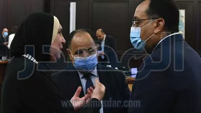 جامع تعرض خطوات تنفيذ 100 إجراء لتحفيز الصناعة على مجلس الوزراء