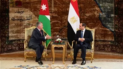 السيسى يبحث مع ملك الأردن سبل تعزيز العلاقات الثنائية بين البلدين