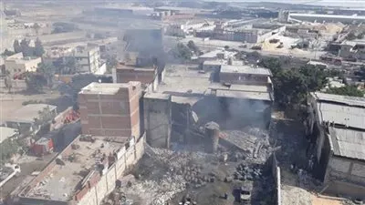 محافظ الإسكندرية ينفي وقوع خسائر بشرية بحريق مصنع العجمي