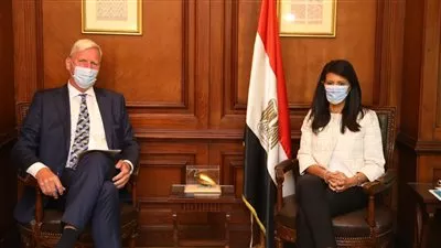 وزيرة التعاون الدولي تبحث مع السفير الهولندي العلاقات الاقتصادية المشتركة