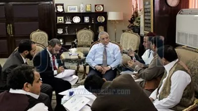 وزير التنمية المحلية يبحث مطالب أبناء مطروح مع أعضاء الهيئة البرلمانية بالمحافظة