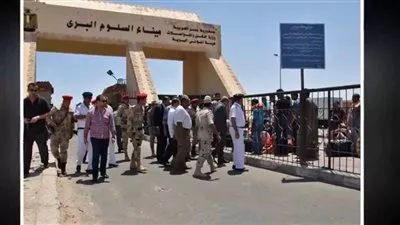 عودة 469 مصريا من ليبيا عبر منفذ السلوم