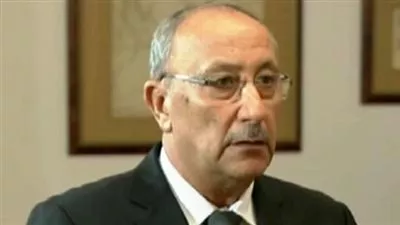 محافظ أسوان يخصص 370 ألف جنيه لتسهيل  انتقال الطلاب المعاقين