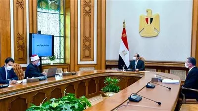 السيسي يوجه بتكوين جيل متميز من الأئمة والدعاة المستنيرين