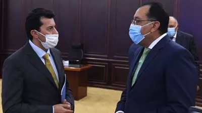 وزير الرياضة يستعرض إستعدادات إستضافة «بطولة العالم للناشئين للدراجات»