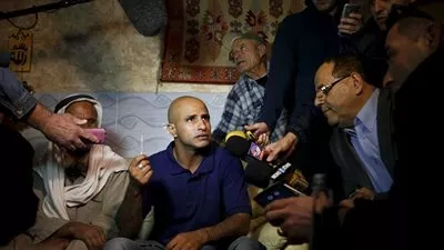 وصول 4 سجناء مصريين إلى القاهرة ضمن صفقة الجاسوس الإسرائيلي 
