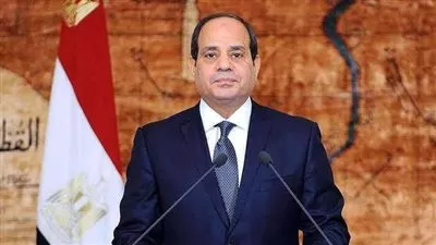 السيسي يبحث مع نظيره الفرنسي سبل تطوير العلاقات الثنائية