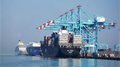 إغلاق بوغازي الإسكندرية والدخيلة وميناء البرلس لسوء الطقس