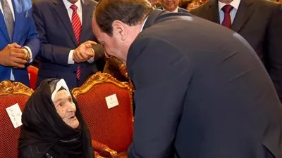 «السيسي» يعلن زيادة المعاشات بنسبة 15% 
