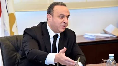 «المصارف العربية»: توقعات بإستمرار تحسن سعر الجنيه أمام الدولار