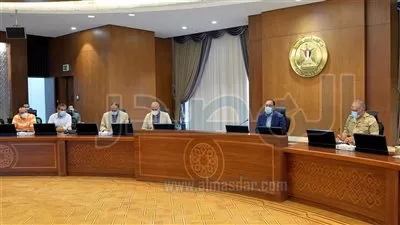 رئيس الوزراء يستعرض الموقف التنفيذي لمشروعات العاصمة الإدارية