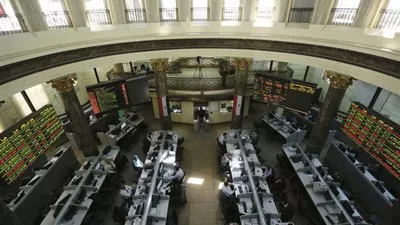 البورصة المصرية تواصل الارتفاع بمنتصف التعاملات
