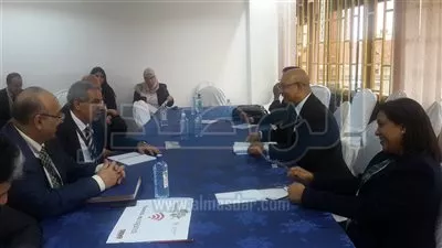 طارق قابيل يلتقي وزير التجارة الخارجية لدولة 