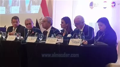 وزير التجارة يستعرض خطط الإصلاح الاقتصادى وفرص الاستثمار فى مصر