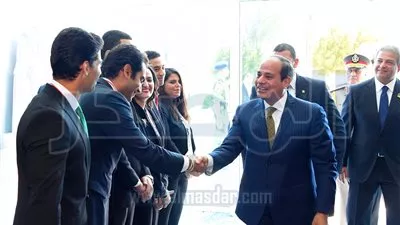 السيسي يغادر قاعة المؤتمر الوطني للشباب.. ويعلن انعقاده سنويا