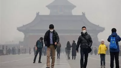الضباب الدخاني يحتل بكين لمدة 4 أيام