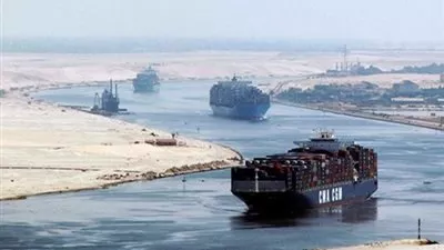 السفن البنمية تحتل صدارة قائمة عملاء قناة السويس خلال 11 شهرًا