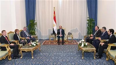السيسي يبحث مع وزير خارجية فنلندا التعاون فى مجال التعليم