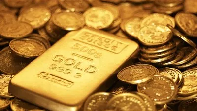 ارتفاع الذهب لأعلى مستوى في أسبوع مع تراجع الدولار