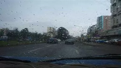 تواصل سقوط الأمطار على الإسكندرية والساحل الشمالي