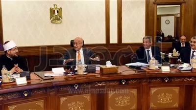 مجلس الوزراء يناقش تقرير حقوق الإنسان في اجتماعه اليوم (صور)